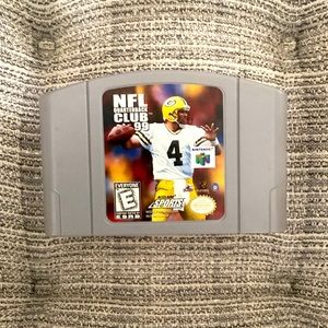 *NFL Quarterback Club 99 for Nintendo 64